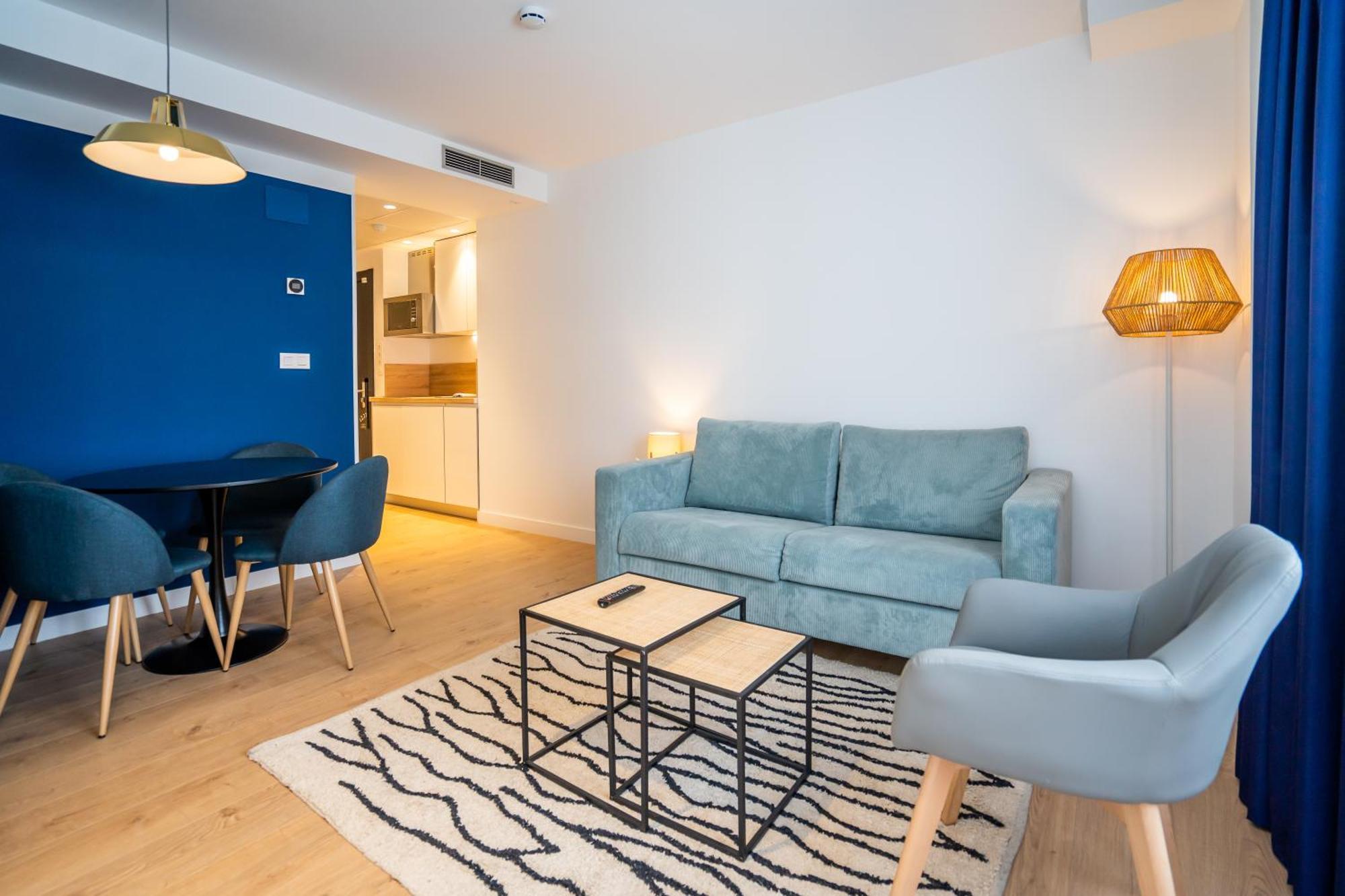 Abba Apartments Playa De Gros San Sebastian Exterior photo