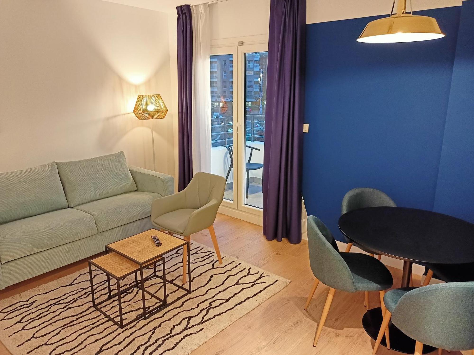 Abba Apartments Playa De Gros San Sebastian Exterior photo