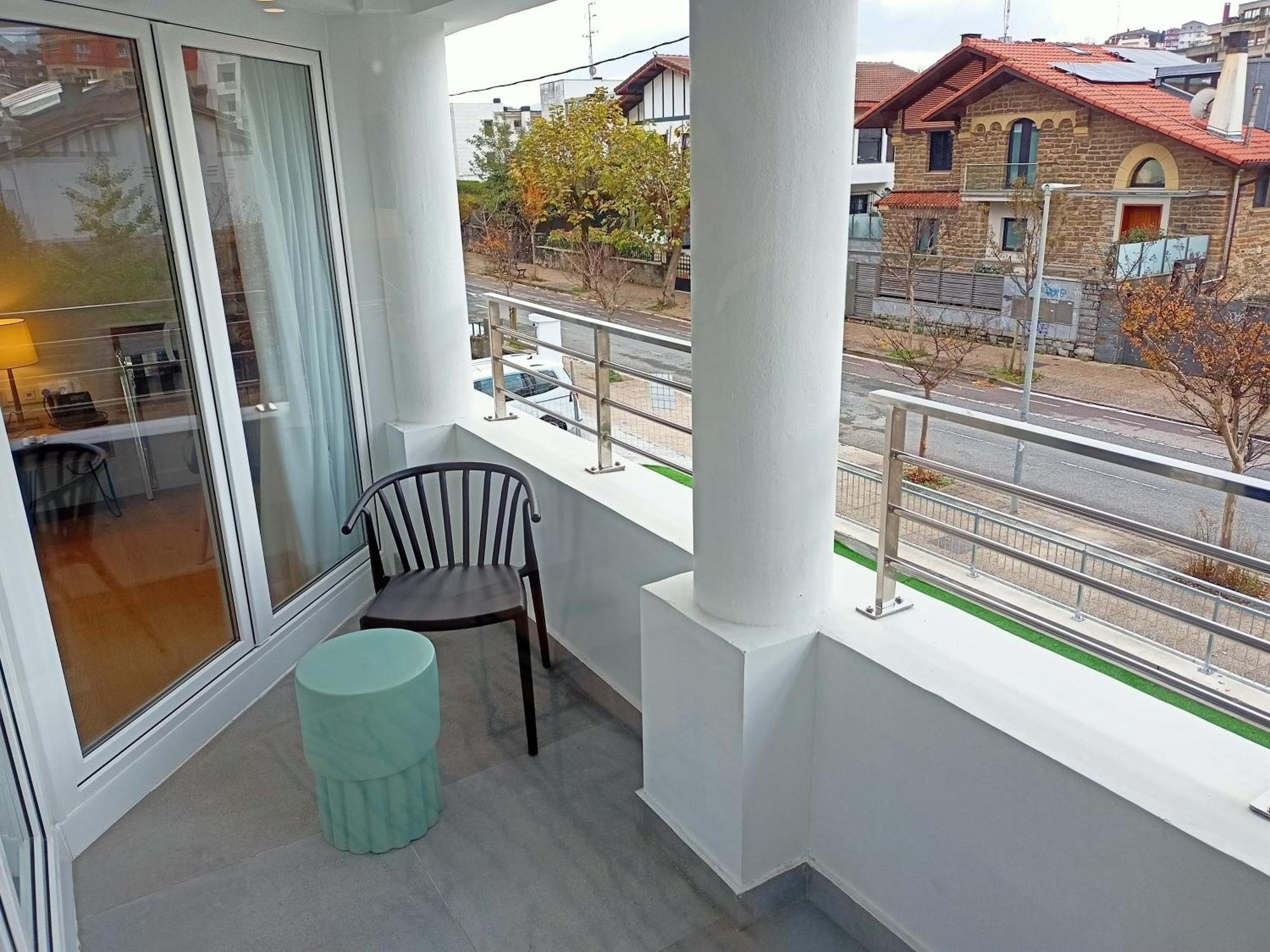 Abba Apartments Playa De Gros San Sebastian Exterior photo